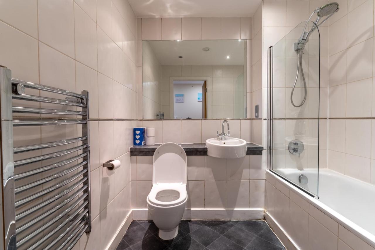 Apartment Spacious 2bdr Flat For 5 In Centre