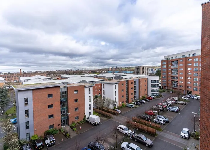 Spacious 2Bdr Flat For 5 In City Centre