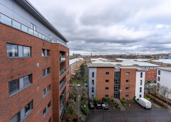 Spacious 2Bdr Flat For 5 In City Centre
